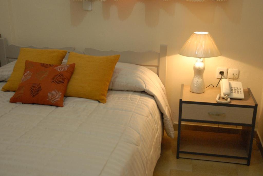 Takis Hotel Apartments 이알리소스 객실 사진