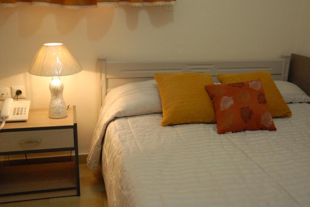 Takis Hotel Apartments 이알리소스 객실 사진