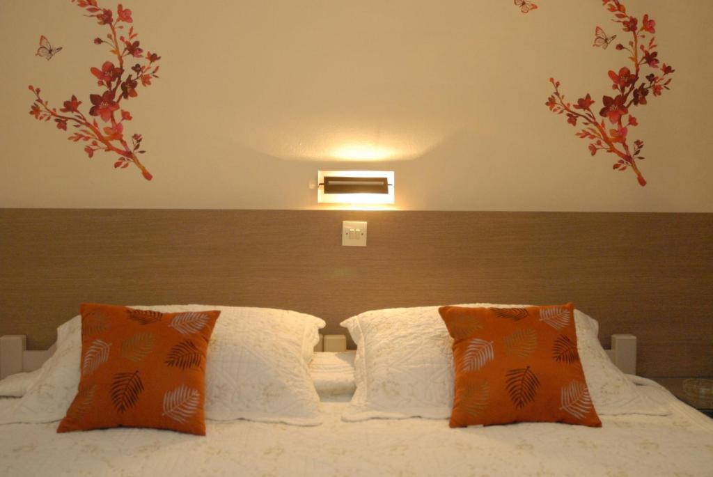 Takis Hotel Apartments 이알리소스 객실 사진